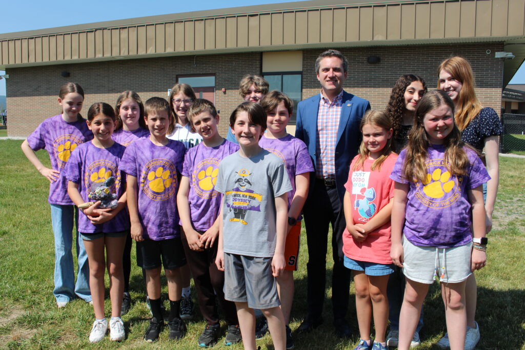 The Middle School Odyssey of the Mind teams with Sen. Skoufis.
