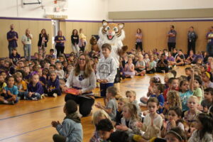 Park Avenue students learn about ROAR in assembly