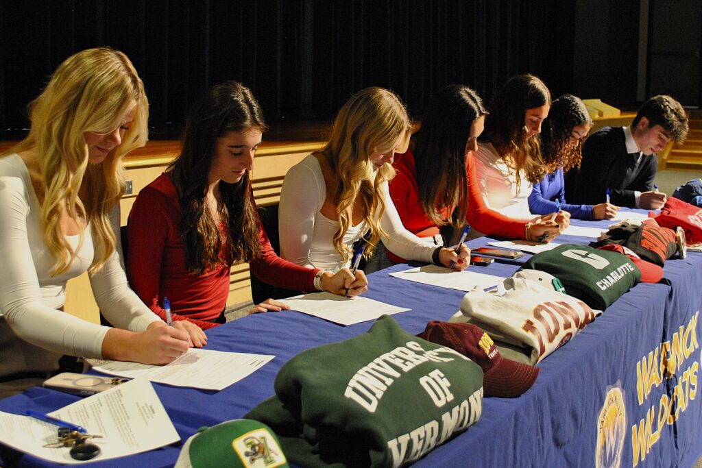 wildcats sign nli on november 26, 2024