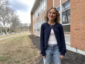 Sesame Street actor and Warwick Valley High School sophomore Violet Tinnirello.